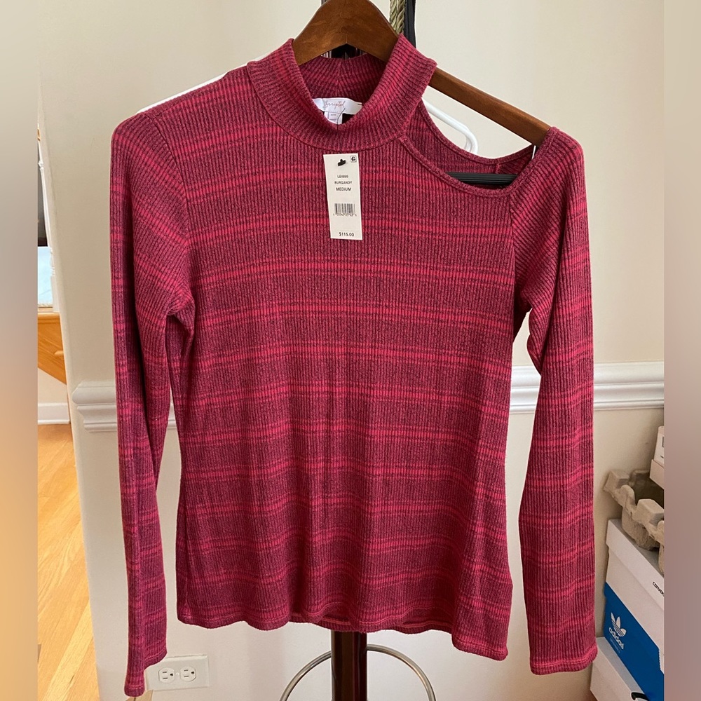 Cut out shoulder ribbed long sleeve